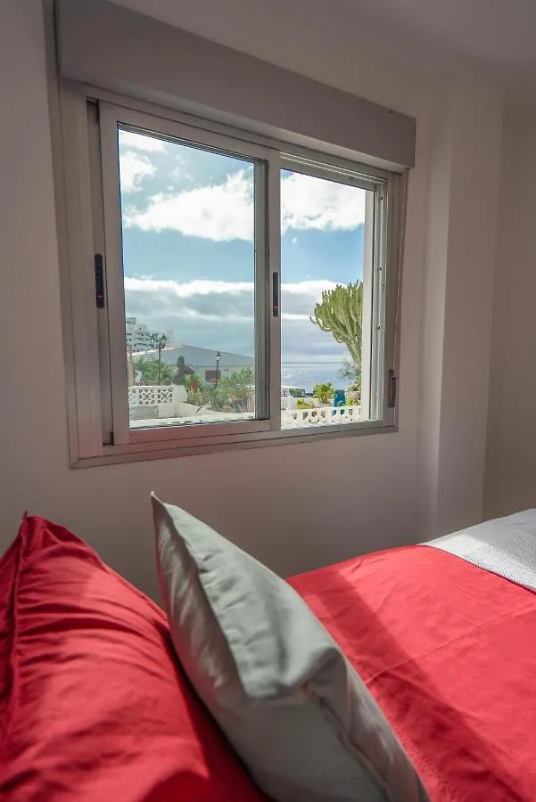 Luxurious Apartment With Large Terrace And Sea Views Tabaiba