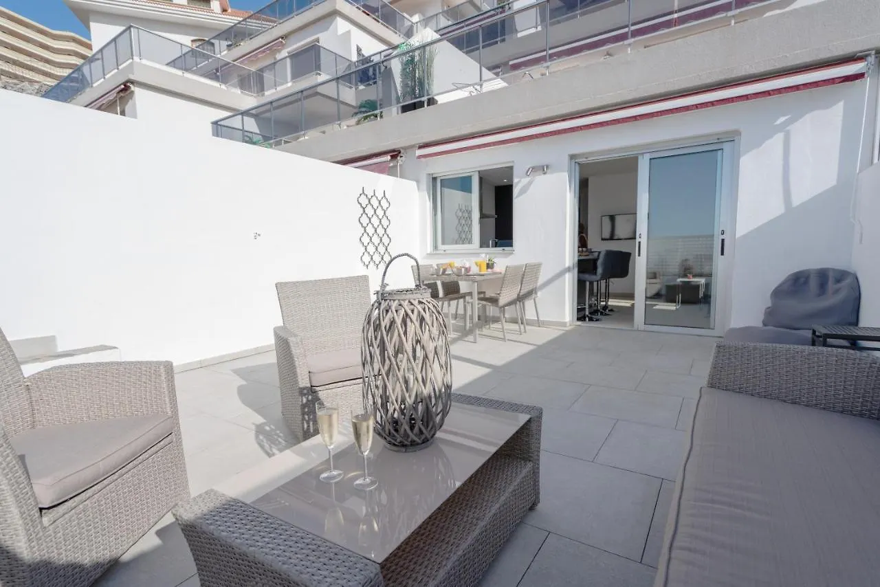 Luxurious Apartment With Large Terrace And Sea Views Tabaiba Spain