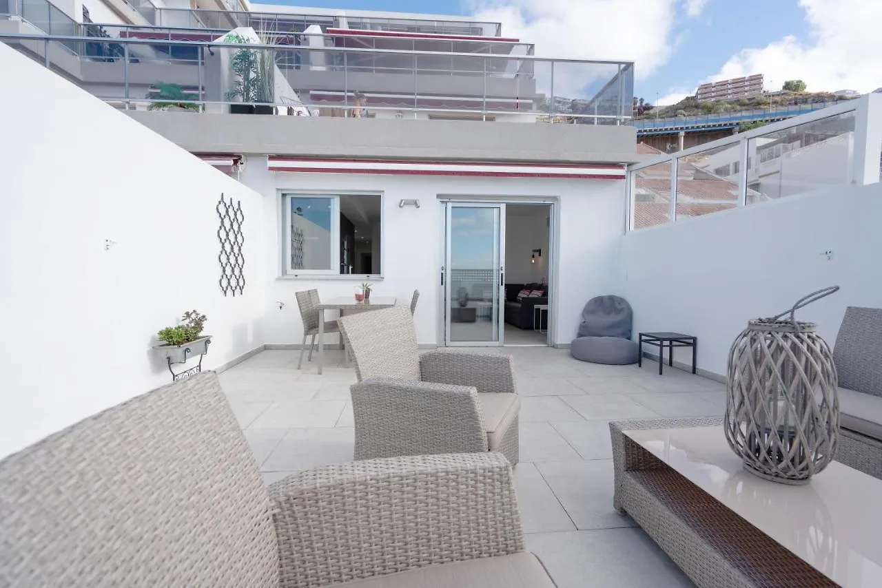 Luxurious Apartment With Large Terrace And Sea Views Tabaiba
